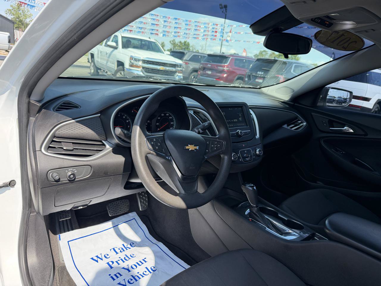 Used 2017 Chevrolet Malibu LS FWD image 12