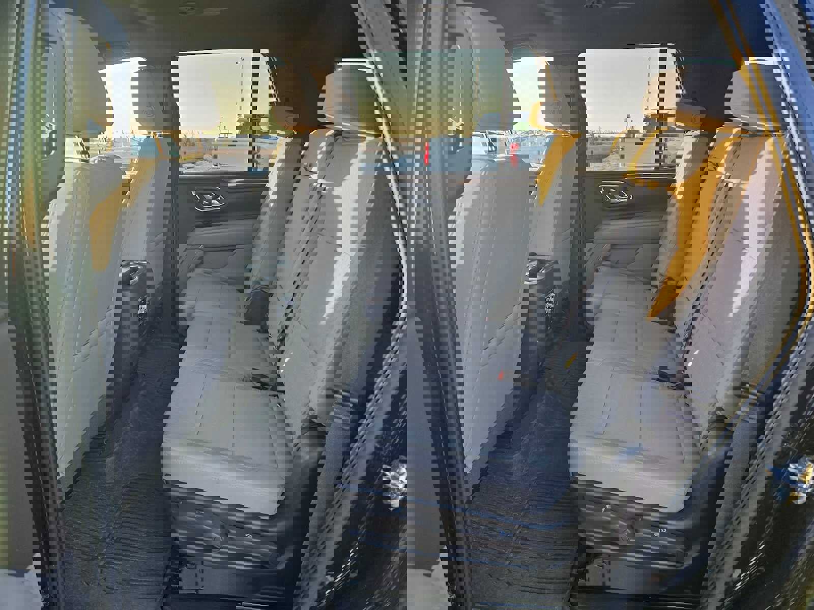 Used 2022 GMC Yukon SLE w/ Max Trailering Package image 17