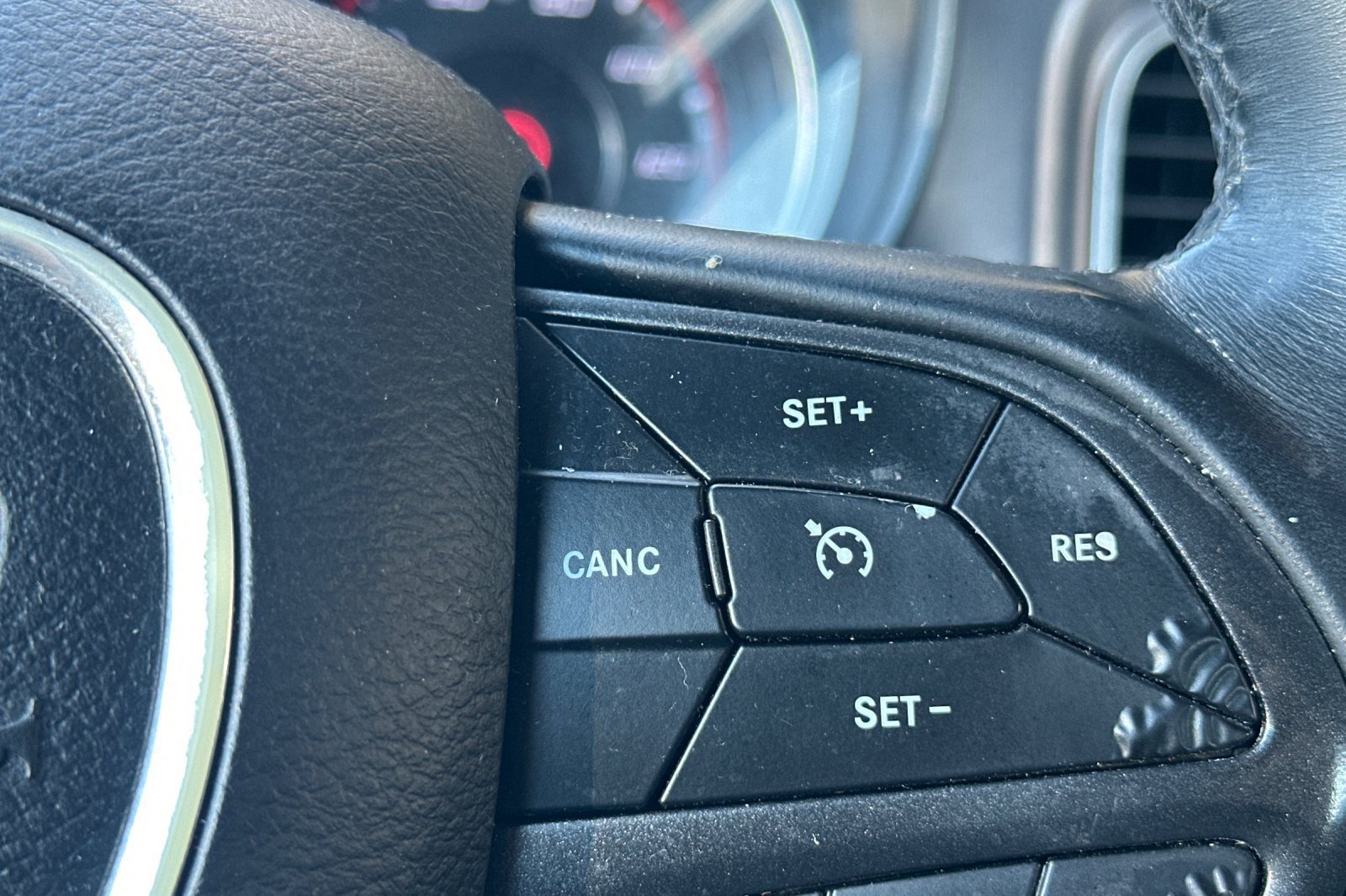 Used 2019 Dodge Charger SXT RWD image 29
