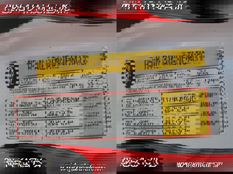 Used 2018 Chevrolet Equinox LS image 36