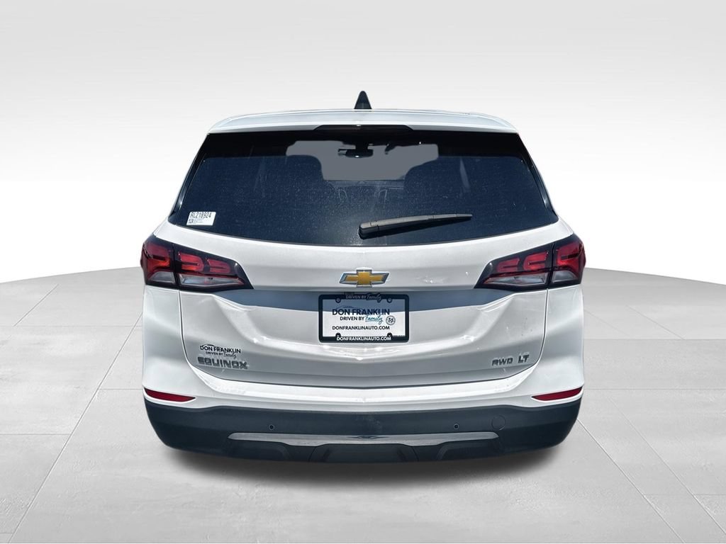 Used 2024 Chevrolet Equinox LT w/ LPO, Floor Liner Package AWD/4WD image 7