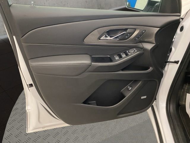 Used 2022 Chevrolet Traverse Premier image 27