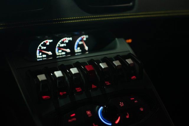 Used 2015 Lamborghini Huracan LP 610-4 image 53