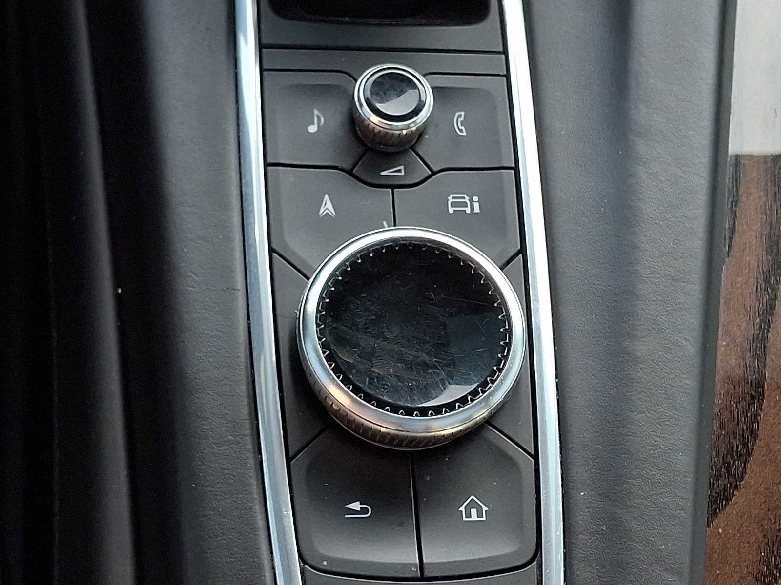 Used 2021 Cadillac Escalade ESV Sport Platinum w/ LPO, ONYX Package image 31