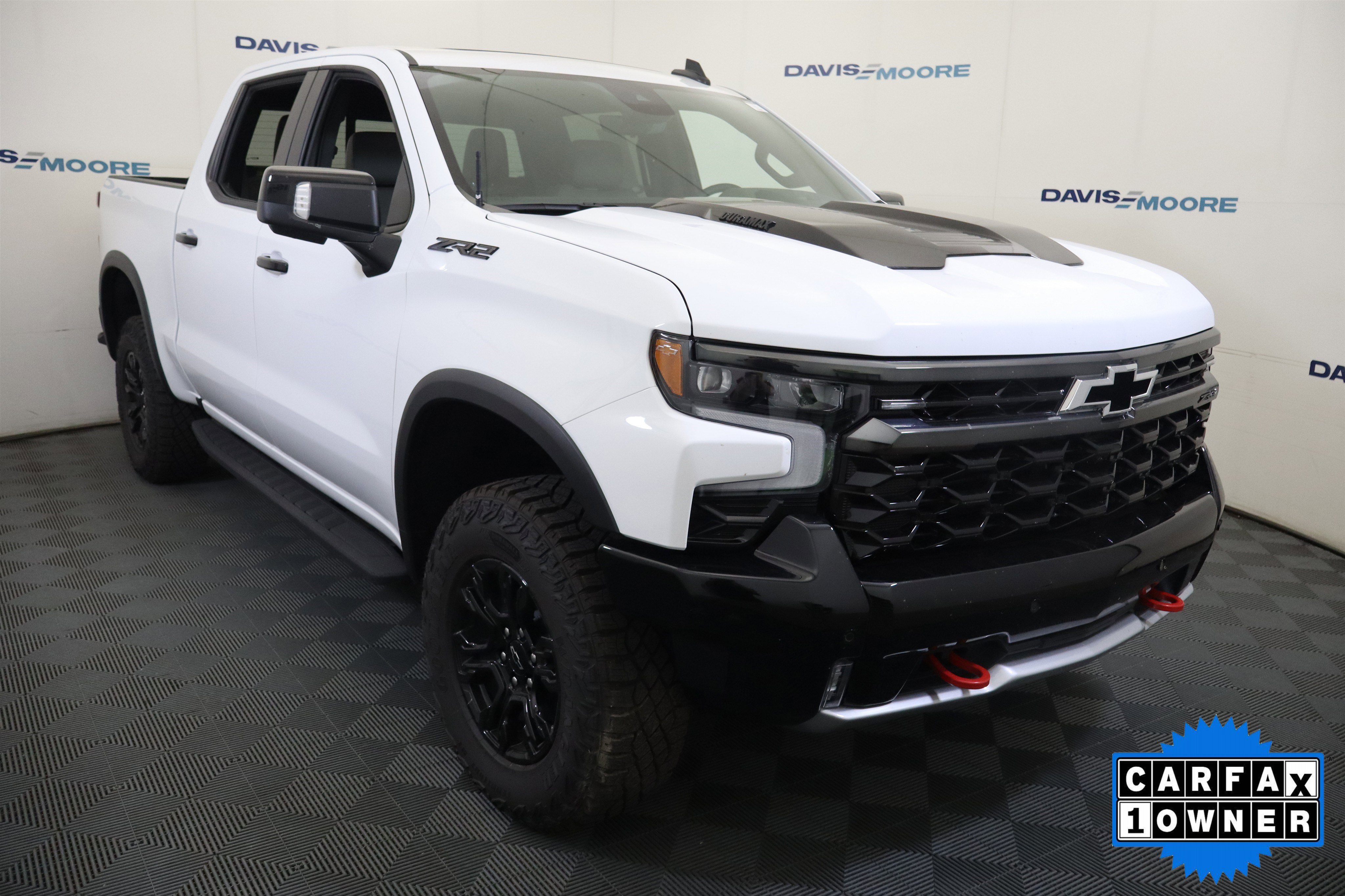 Used 2026 Chevrolet Silverado 1500 ZR2 w/ Dark Appearance Package AWD/4WD image 3