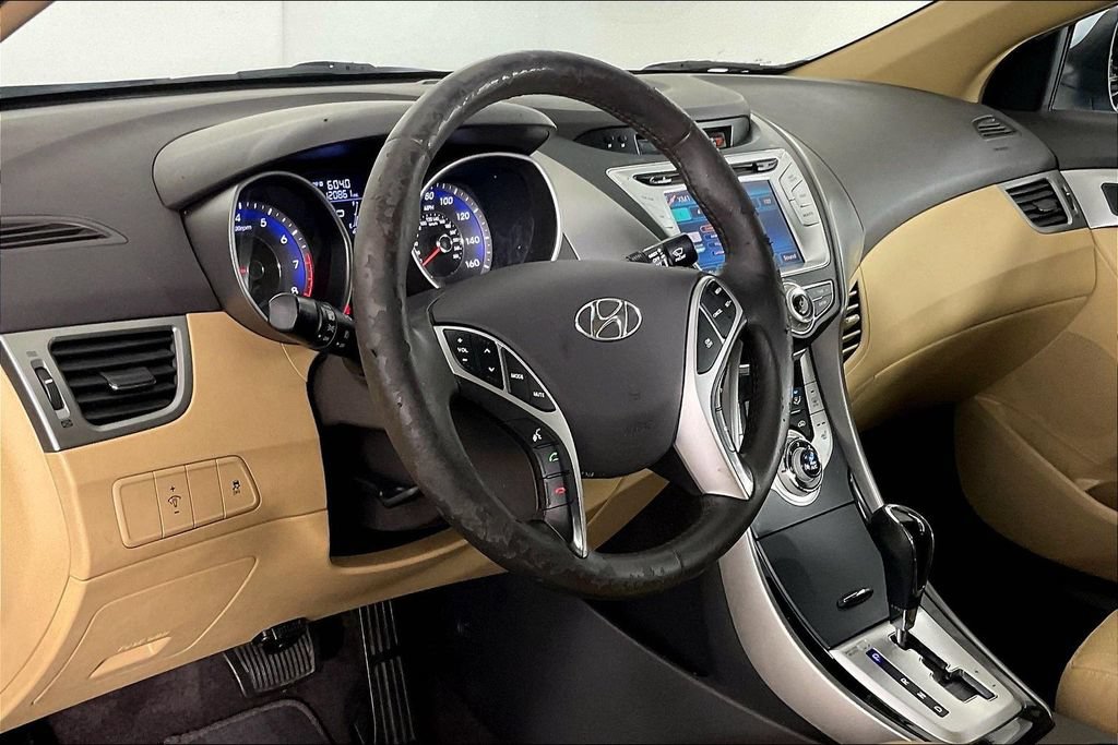 Used 2011 Hyundai Elantra Limited w/ Premium Pkg 5 FWD image 16