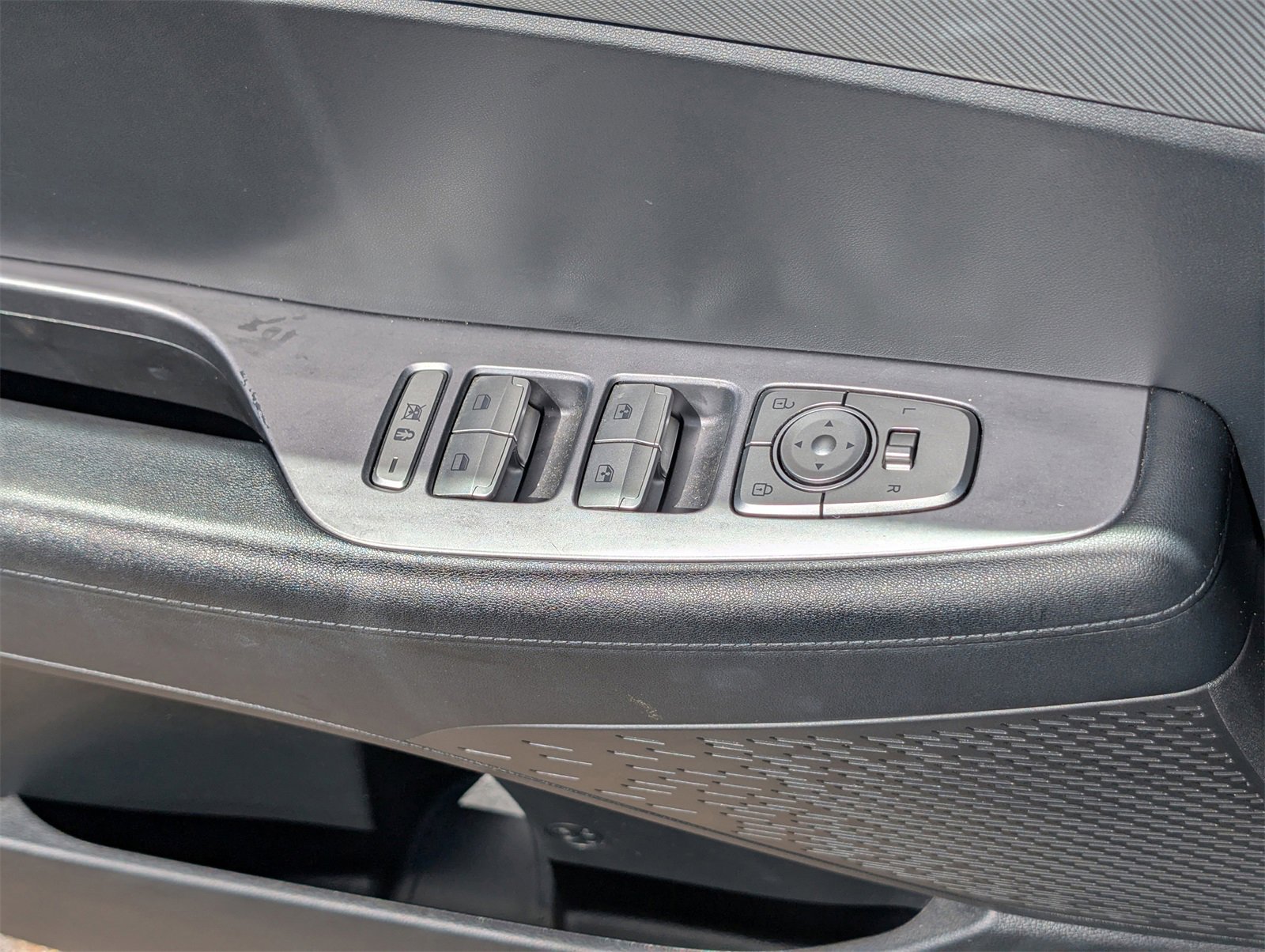 Used 2024 Hyundai Palisade SEL image 13