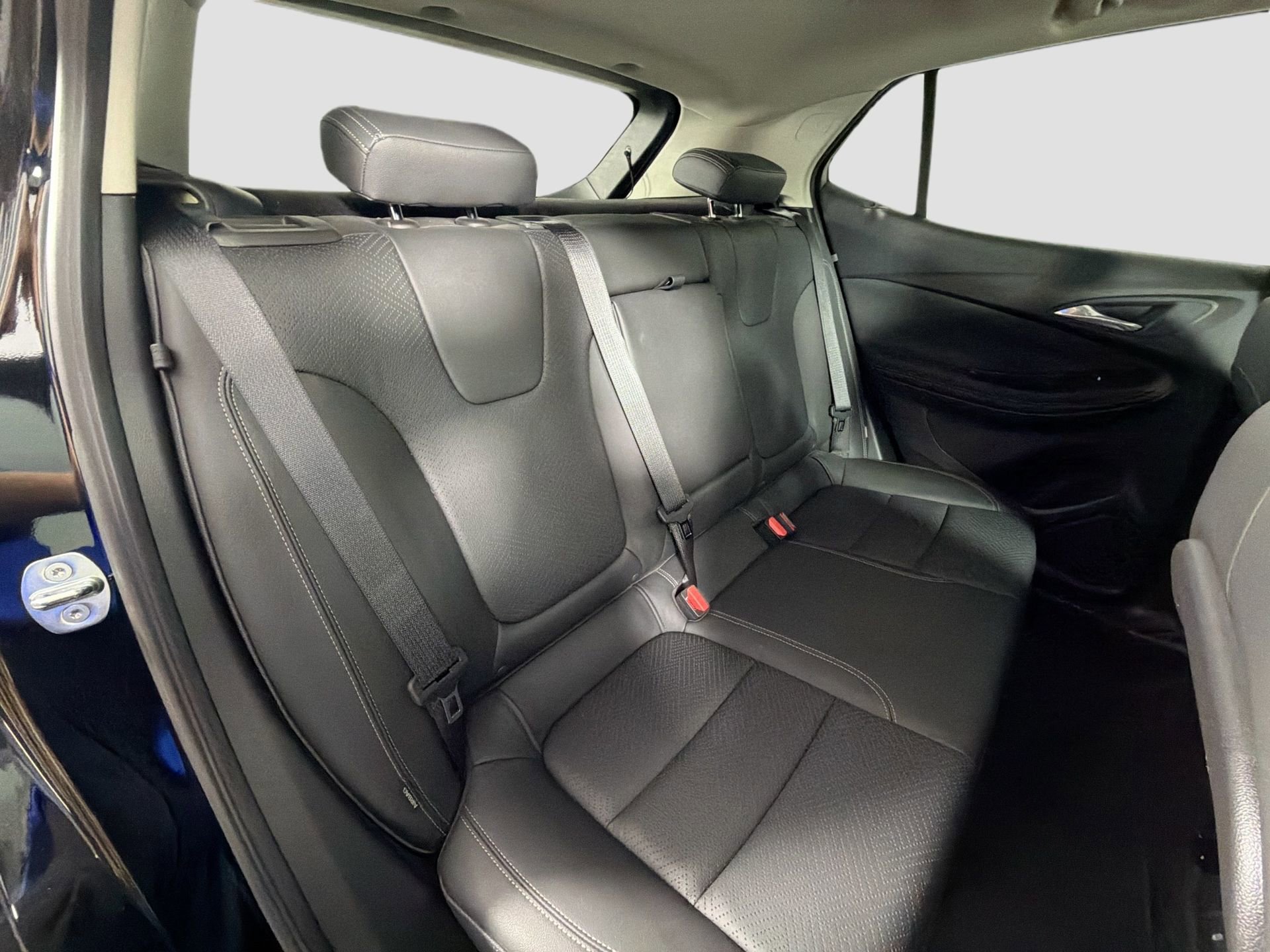 Used 2021 Buick Encore GX Essence w/ Advanced Technology Package image 31