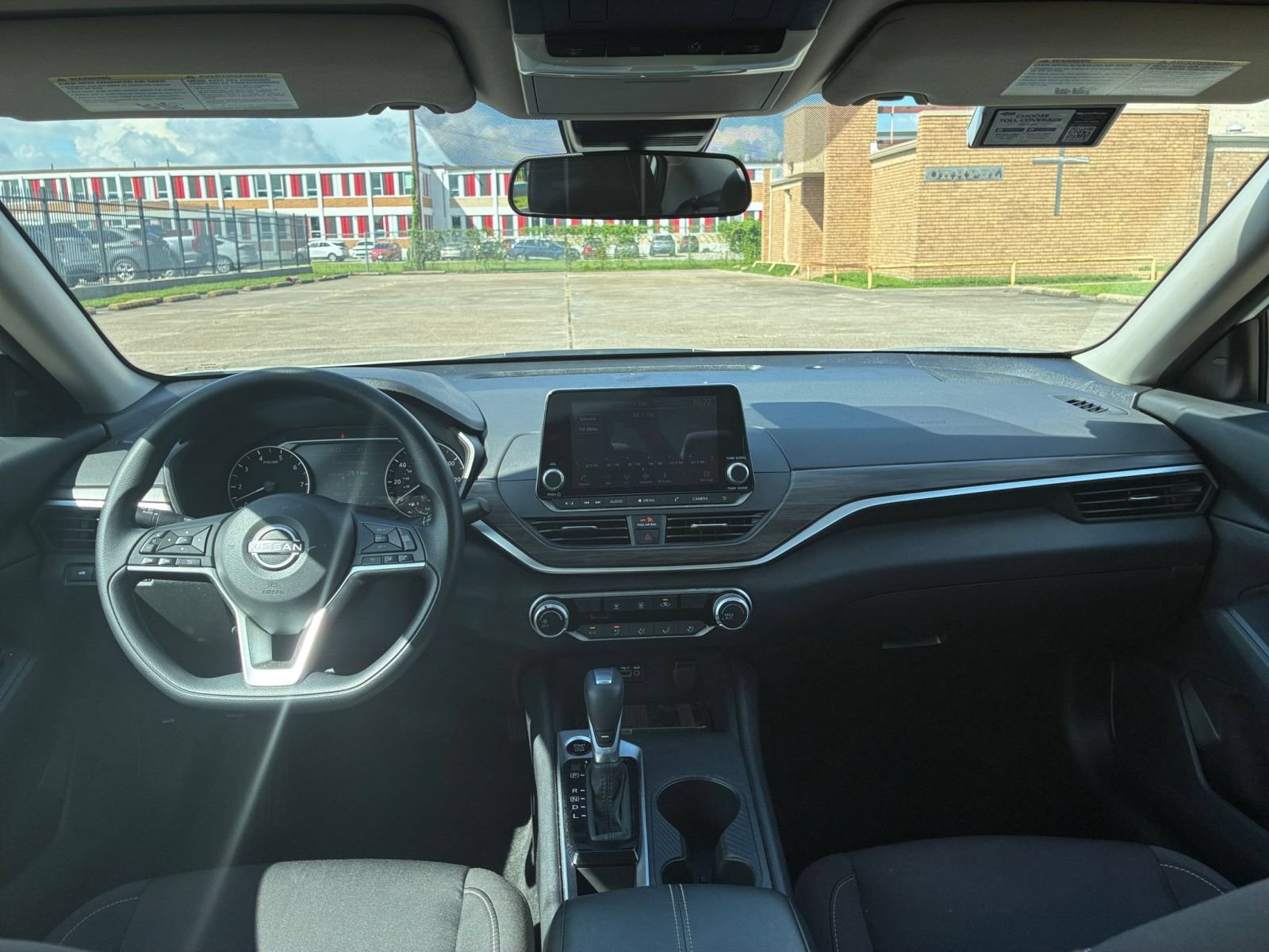 Used 2026 Nissan Altima 2.5 SV FWD image 32