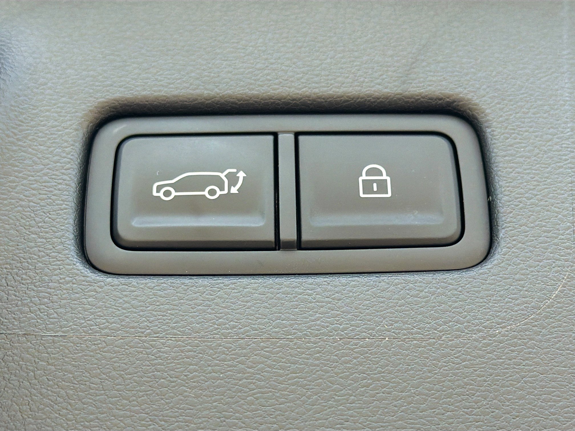 Used 2026 Hyundai Santa Fe Limited FWD image 14
