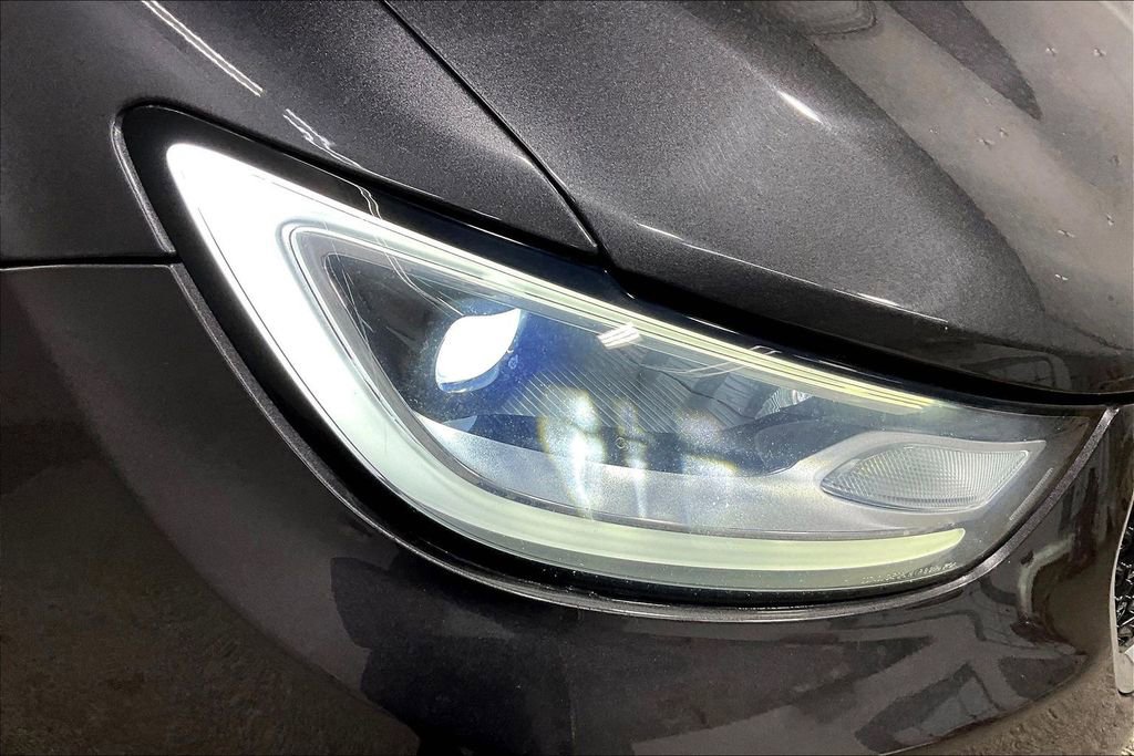 Used 2023 Chrysler Pacifica Touring-L image 31