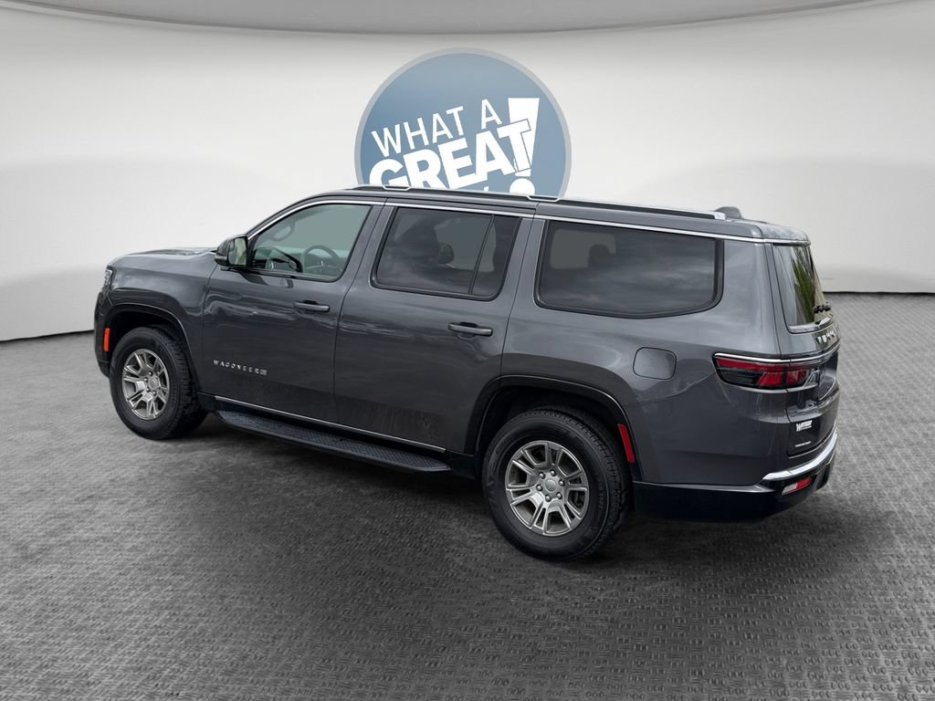 Used 2023 Jeep Wagoneer 4WD image 6