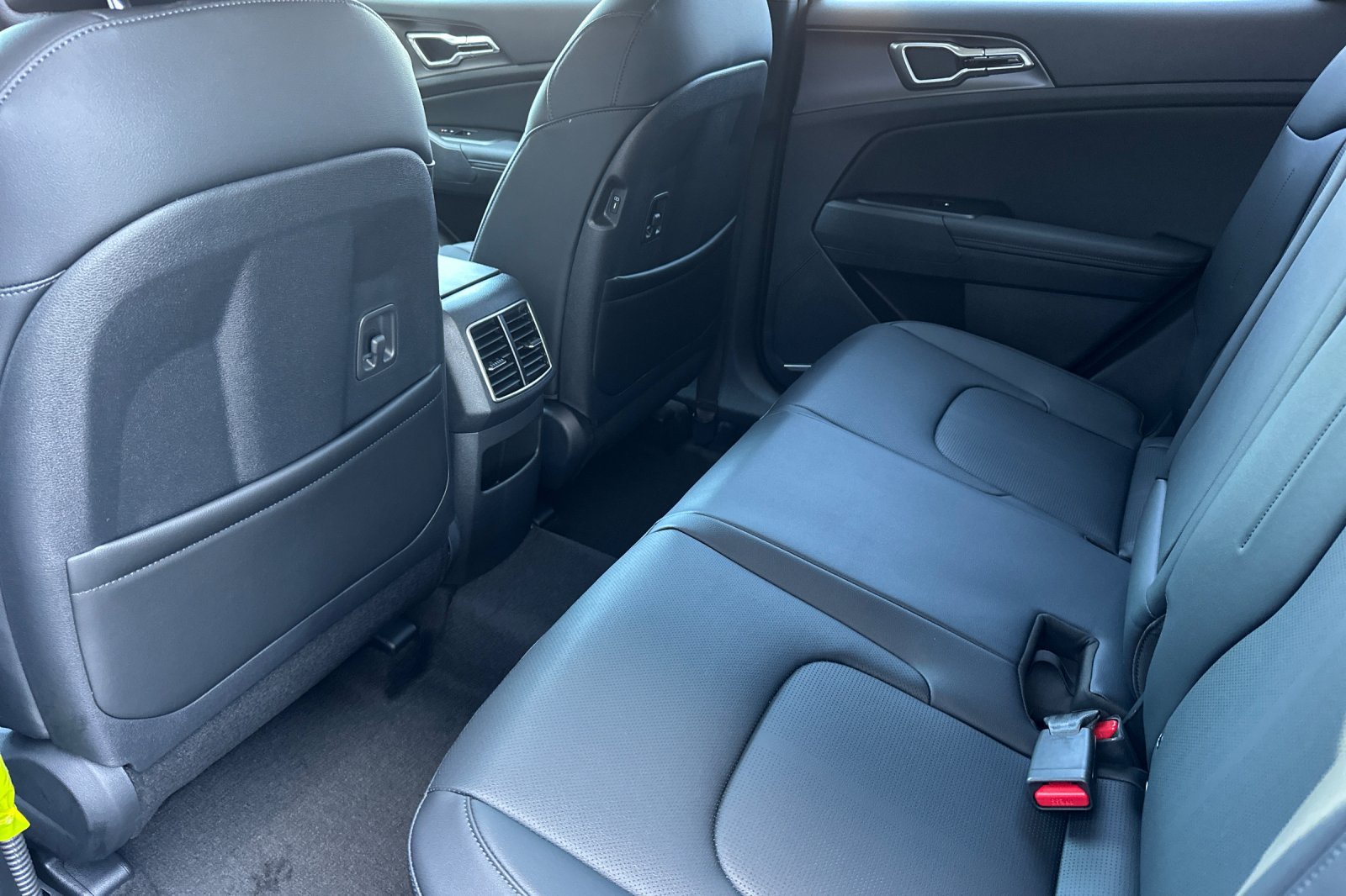 New 2026 Kia Sportage EX w/ EX Panoramic Sunroof Package AWD/4WD image 12