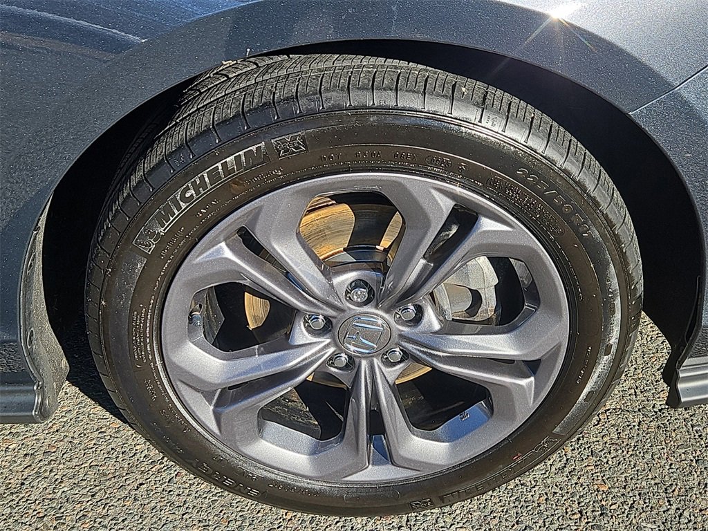 Certified 2023 Honda Accord EX image 10