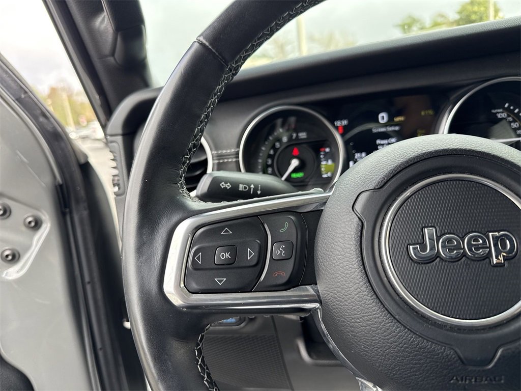 Used 2022 Jeep Wrangler Unlimited Sahara w/ Cold Weather Group image 15