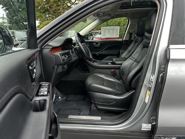 Certified 2023 Lincoln Aviator Reserve w/ Elements Package Plus AWD/4WD image 19