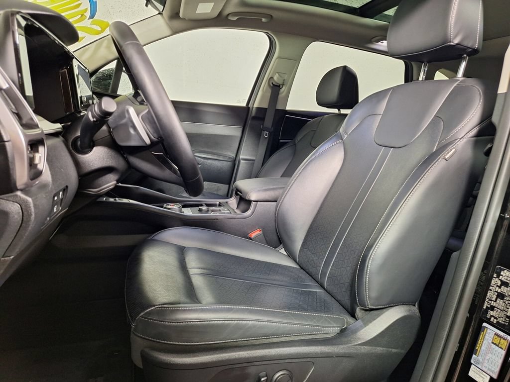 Used 2022 Kia Sorento EX w/ Panoramic Sunroof Package AWD/4WD image 25