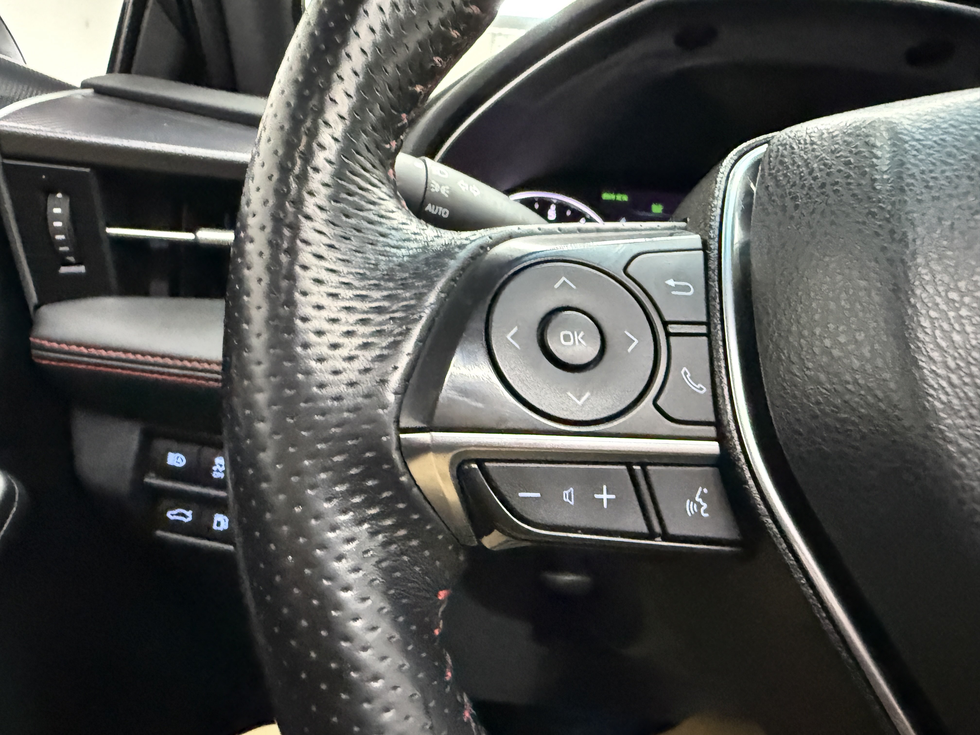 Used 2021 Toyota Avalon TRD FWD image 14