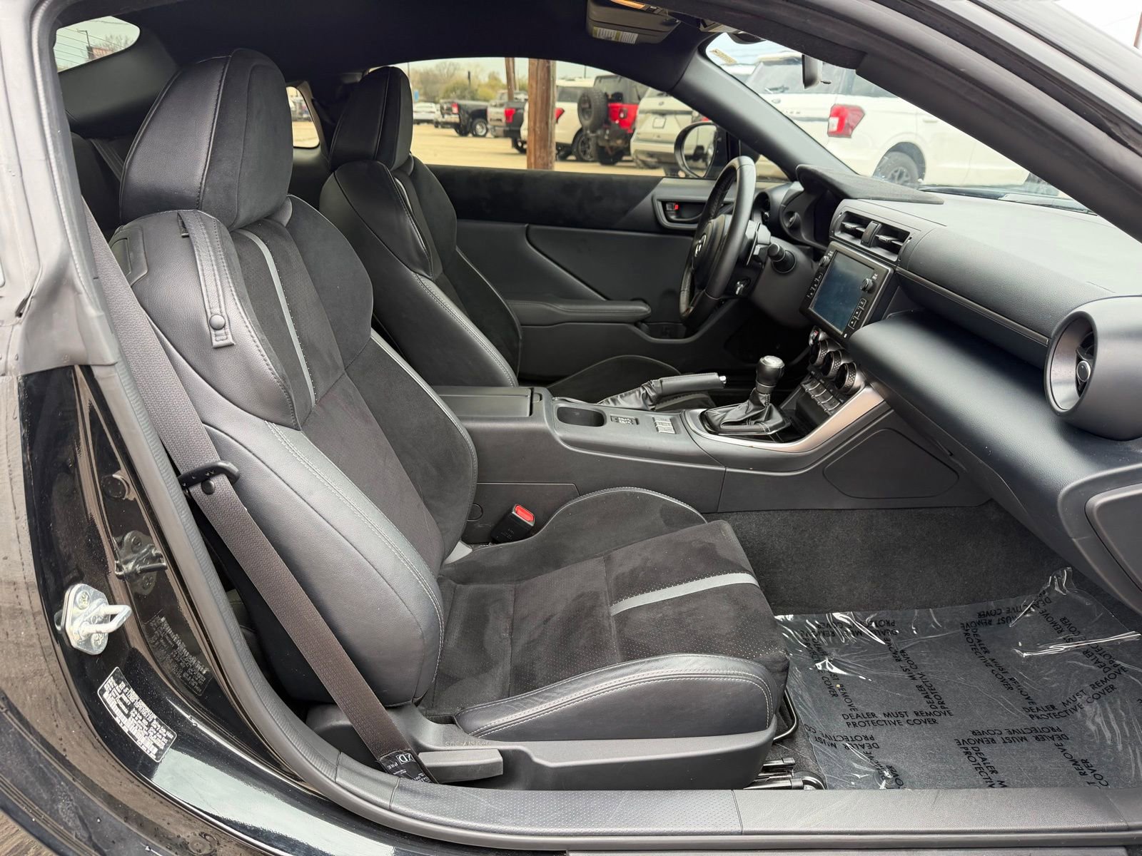 Used 2023 Toyota GR86 Premium w/ ALL Weather Mat Package (TMS) image 24