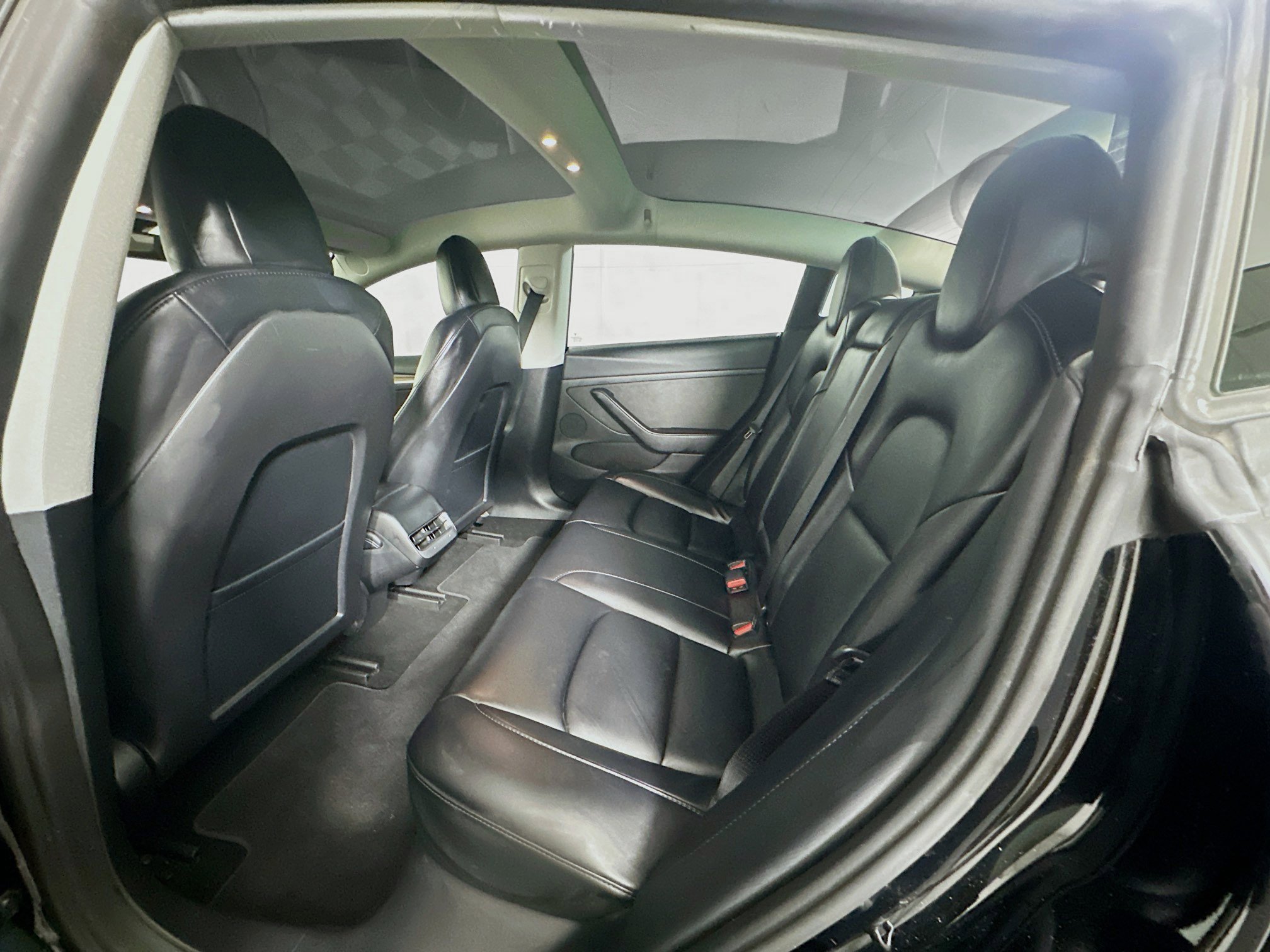 Used 2023 Tesla Model 3 Performance image 26