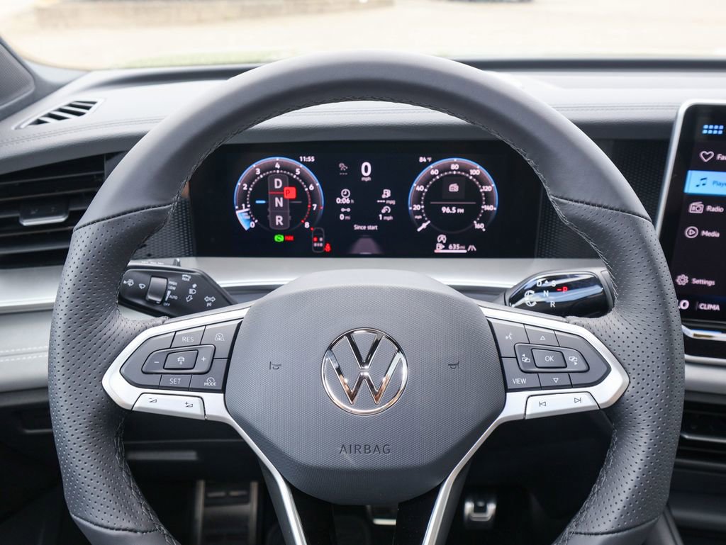New 2026 Volkswagen Tiguan SE R-Line AWD/4WD image 21