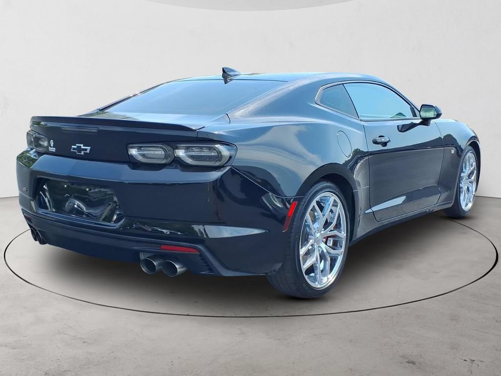 Used 2019 Chevrolet Camaro LT w/ RS Package RWD image 5