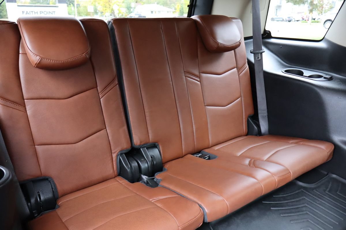 Used 2016 Cadillac Escalade Premium AWD/4WD image 22