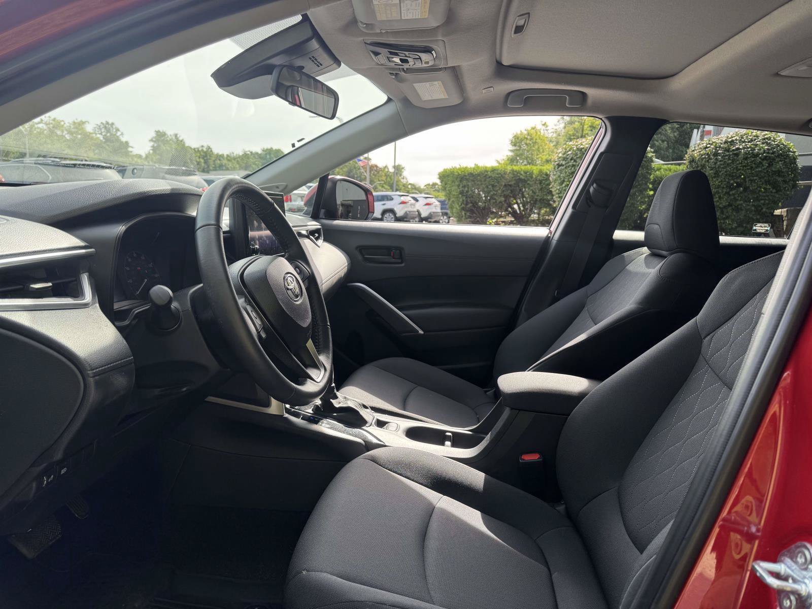 Certified 2024 Toyota Corolla Cross LE w/ Moonroof Package AWD/4WD image 18