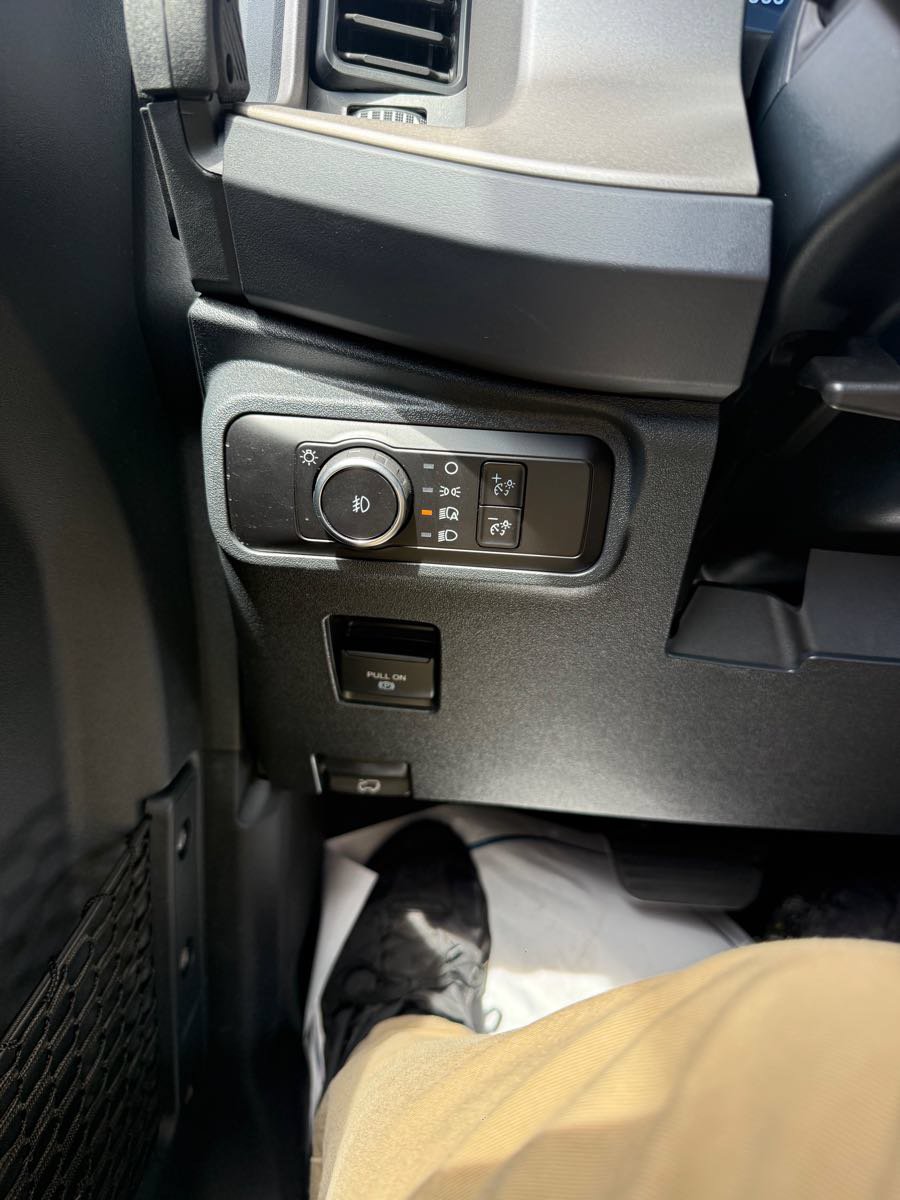 Used 2025 Ford Bronco Outer Banks AWD/4WD image 26