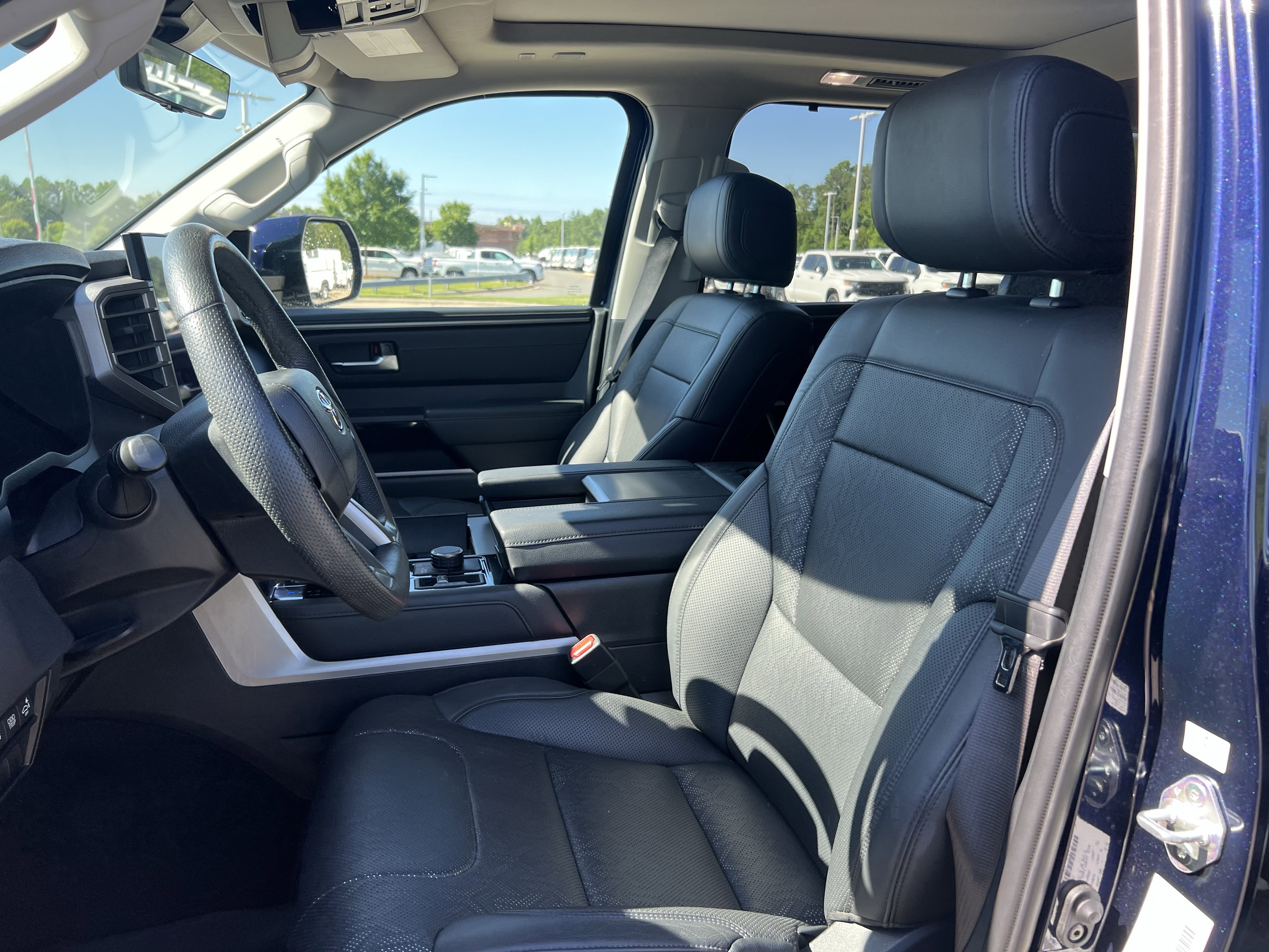Used 2024 Toyota Sequoia Limited w/ Tow Technology Package AWD/4WD image 16
