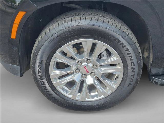 Used 2025 GMC Yukon XL Denali AWD/4WD image 10