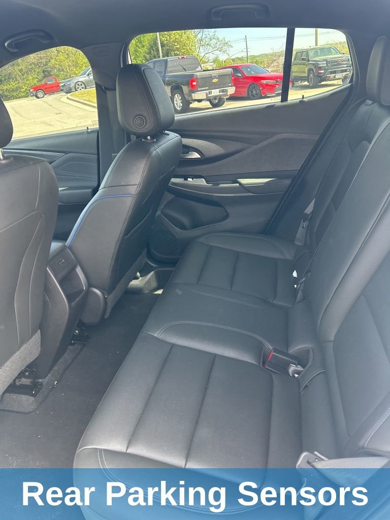 Used 2025 Buick Envista Sport Touring image 12