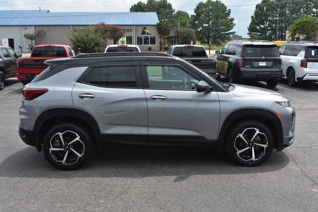 Used 2023 Chevrolet TrailBlazer RS w/ Convenience Package AWD/4WD image 4