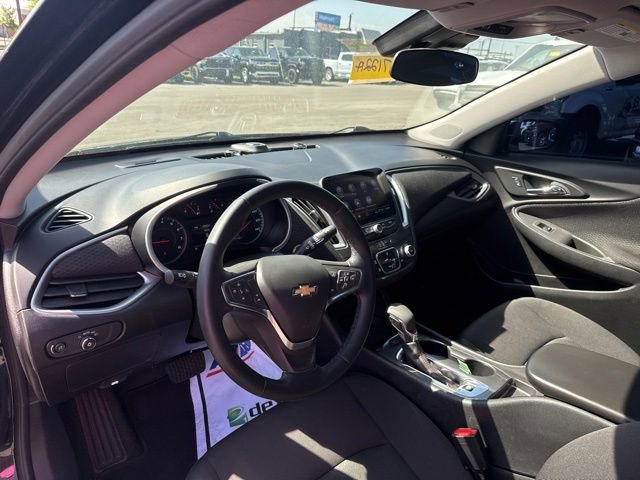 Used 2024 Chevrolet Malibu RS FWD image 11