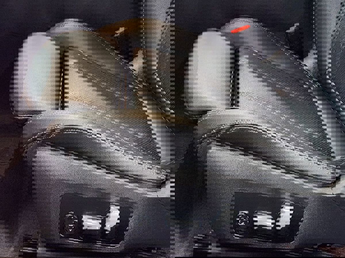 Used 2022 BMW 430i xDrive Coupe w/ M Sport Package image 43