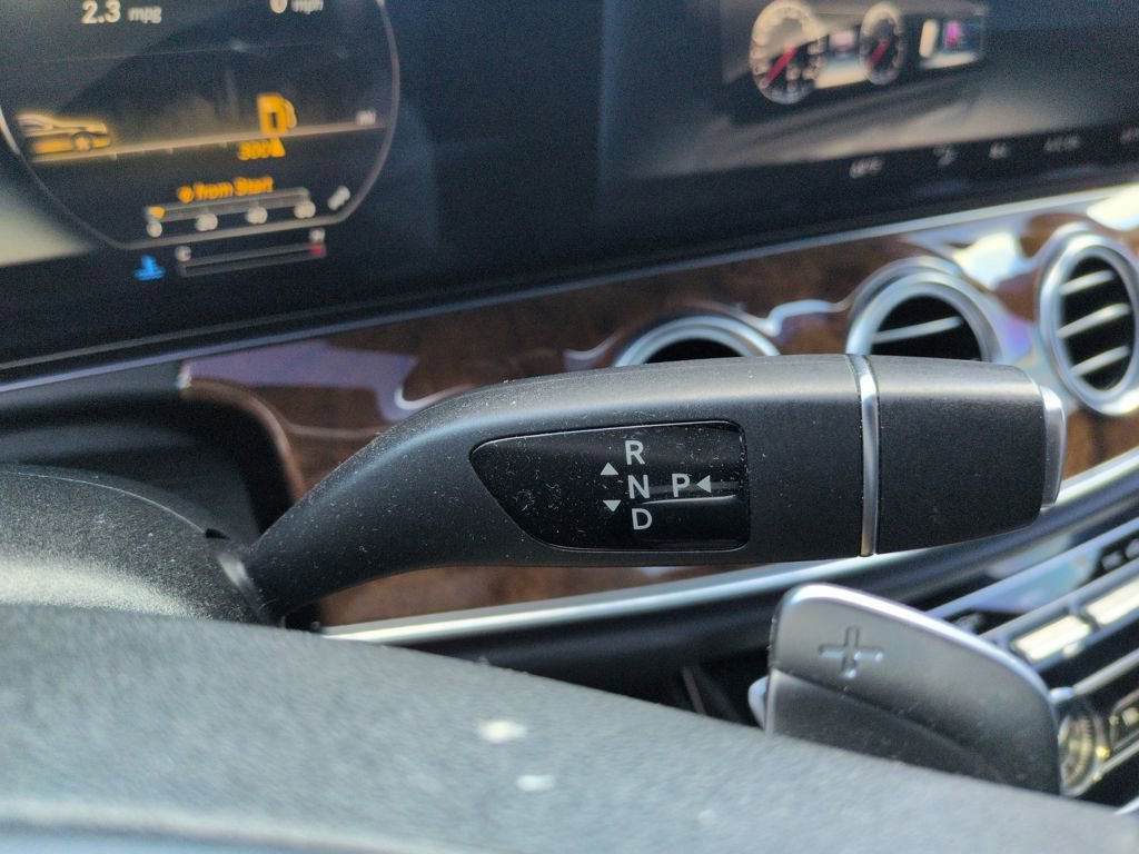 Used 2018 Mercedes-Benz E 300 4MATIC image 24