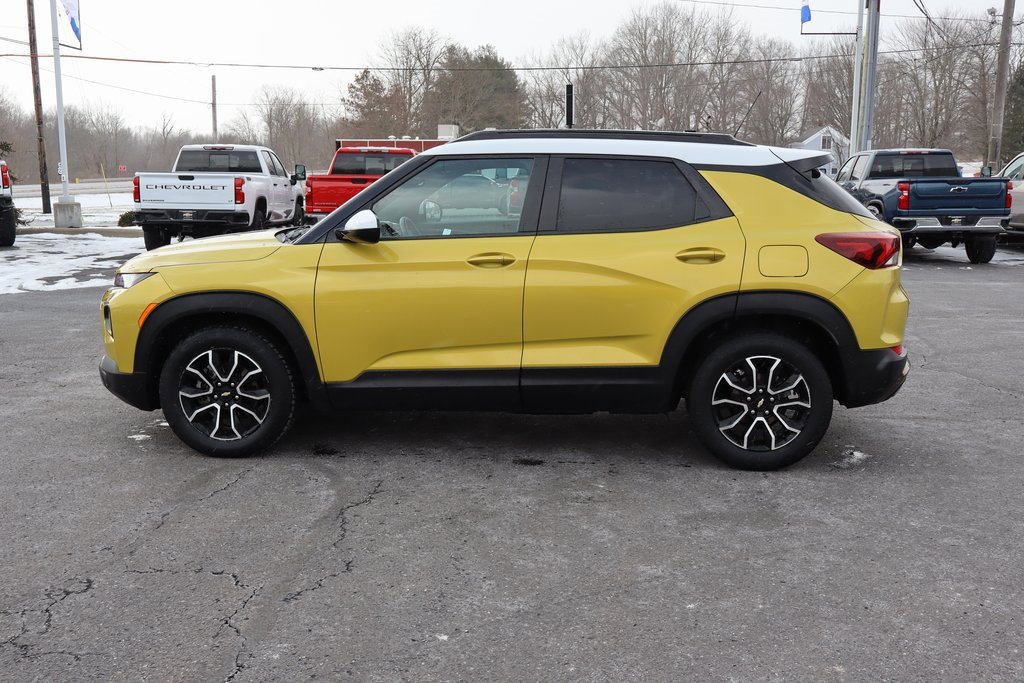 Used 2023 Chevrolet TrailBlazer ACTIV w/ Sun and Liftgate Package image 32