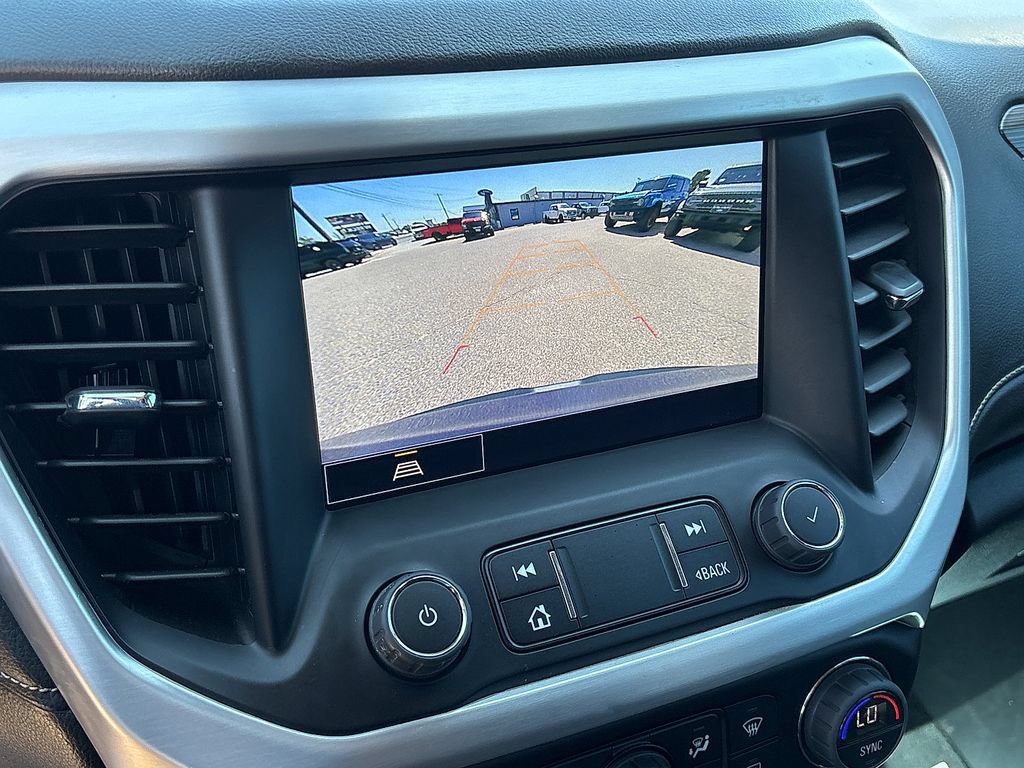 Used 2023 GMC Acadia SLT FWD image 21