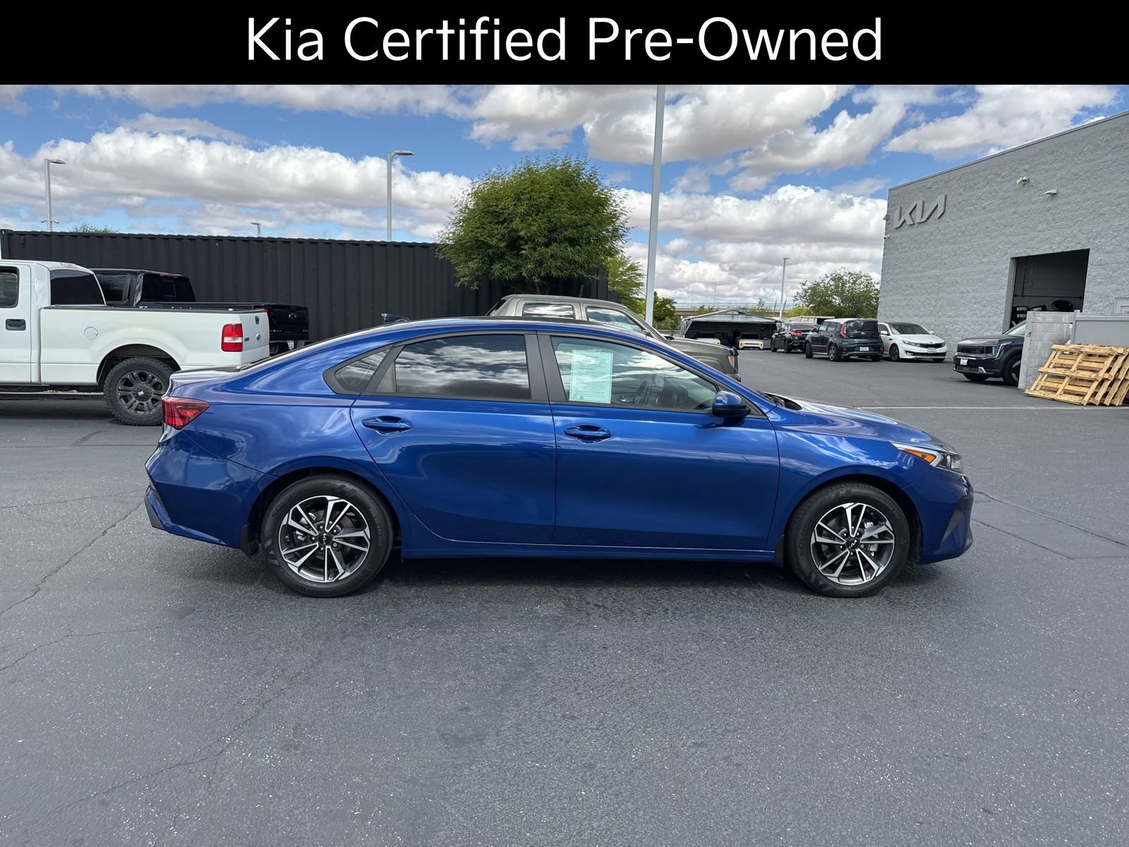 Certified 2024 Kia Forte LXS FWD image 5