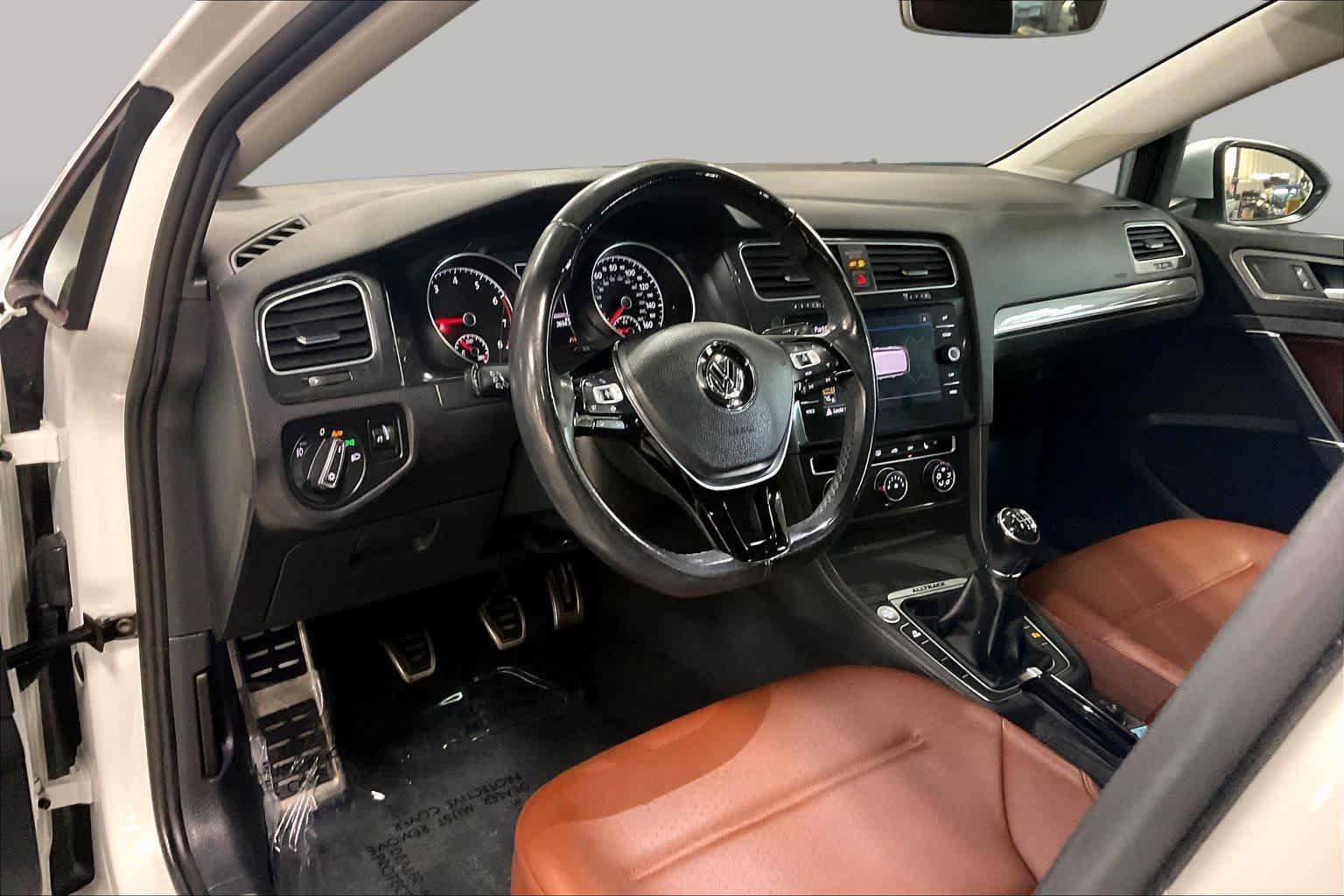 Used 2019 Volkswagen Golf Alltrack SE AWD/4WD image 18