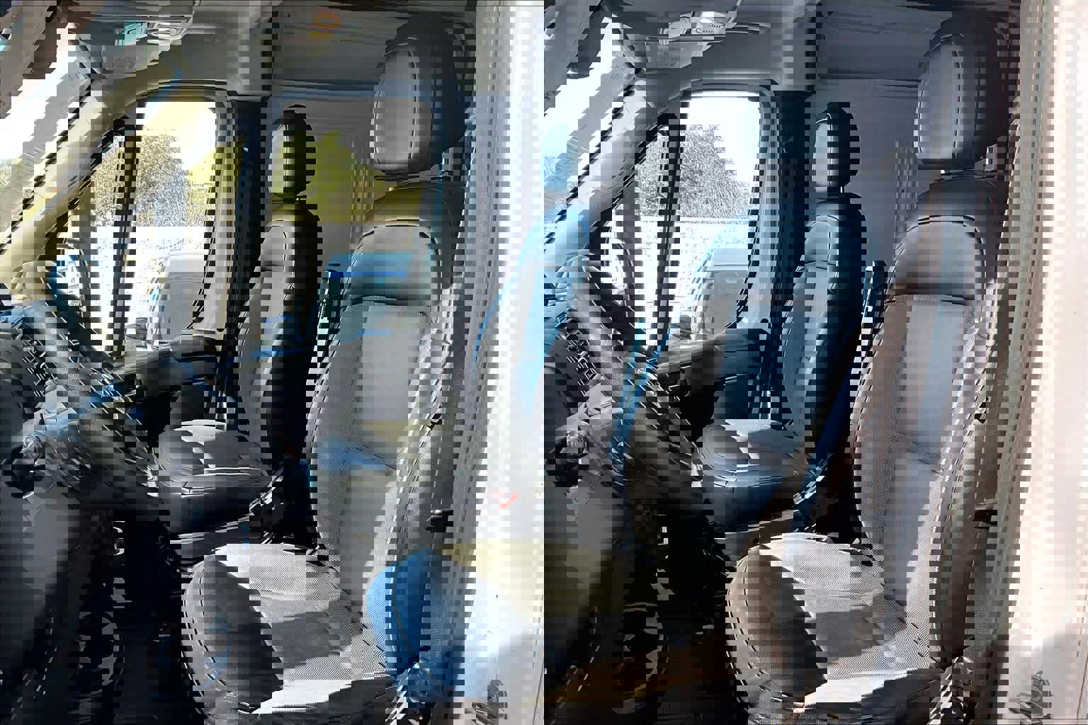 Used 2023 RAM ProMaster 2500 w/ Convenience Group image 8