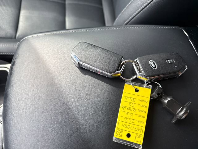 Used 2021 Kia Telluride EX w/ EX Premium Package image 21