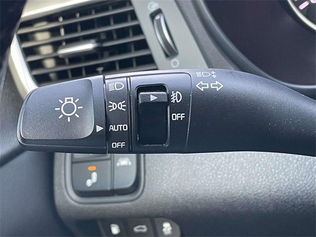 Used 2019 Kia Optima S w/ S Panoramic Sunroof Package image 33