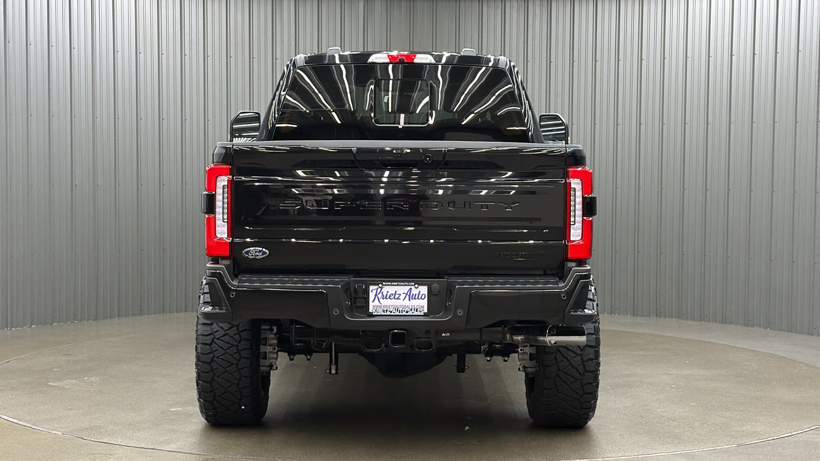Used 2026 Ford F350 Platinum AWD/4WD image 4