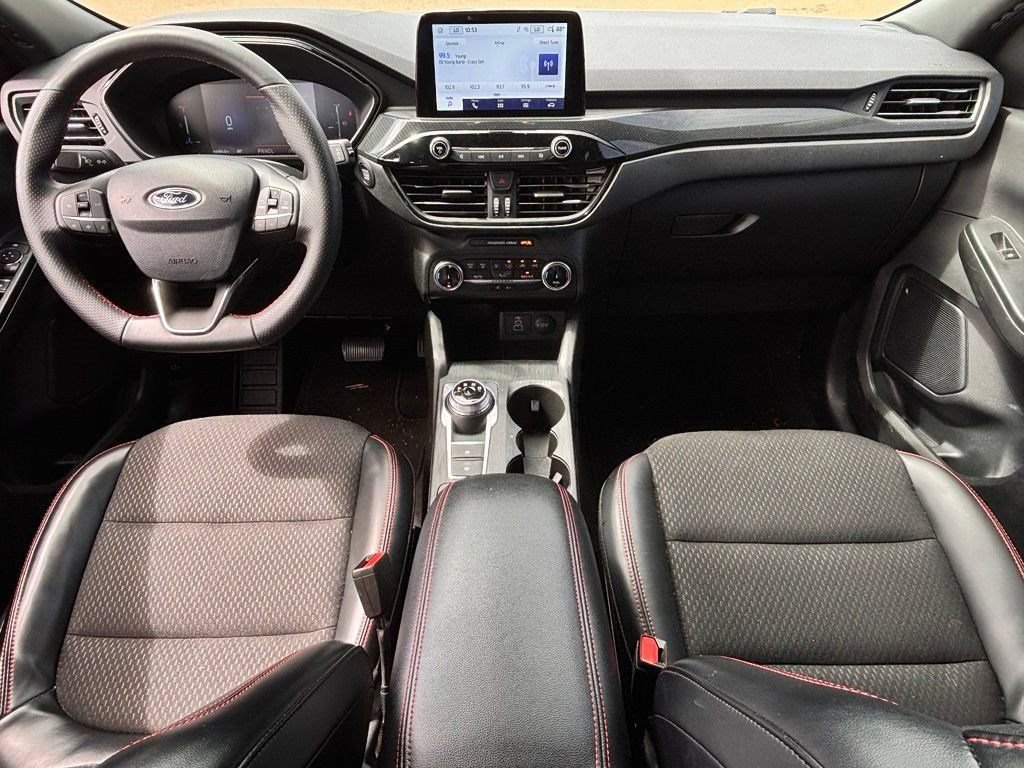 Used 2025 Ford Escape ST-Line FWD image 10