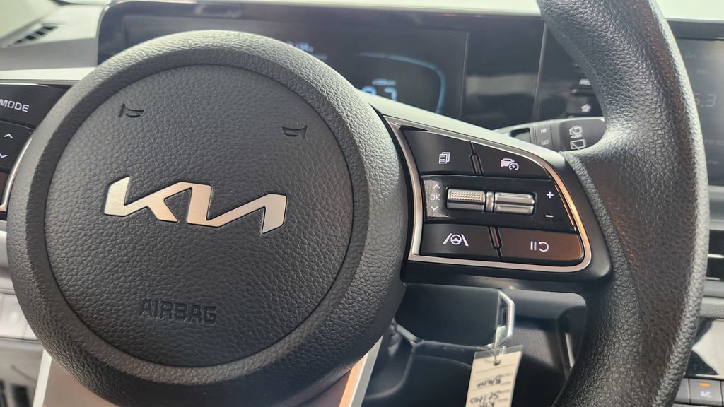 Used 2024 Kia Seltos LX AWD/4WD image 23