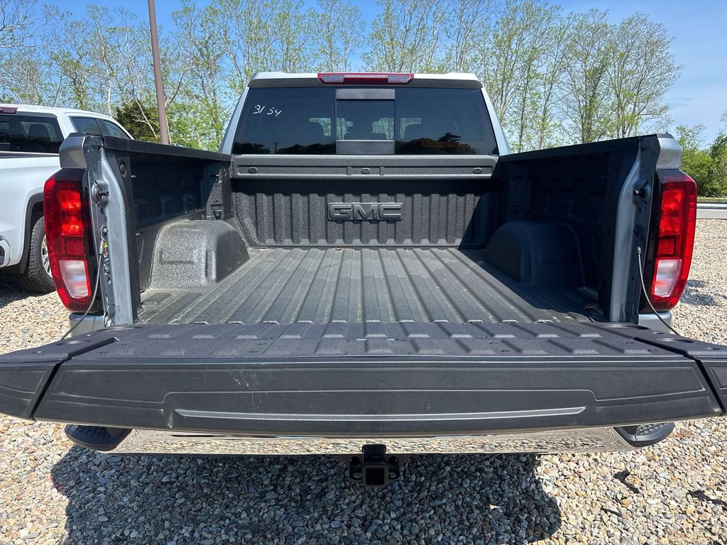 New 2026 GMC Sierra 1500 SLE w/ Preferred Package AWD/4WD image 4