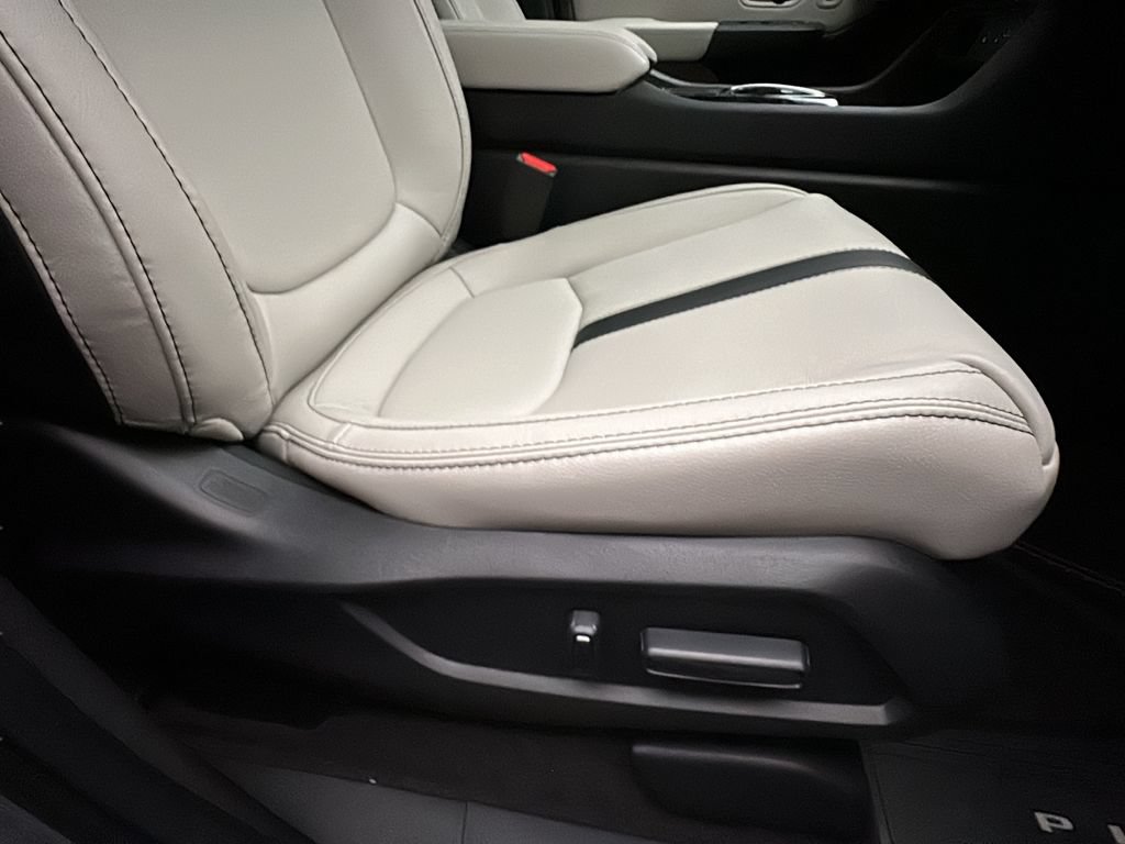 New 2026 Honda Pilot Touring image 23