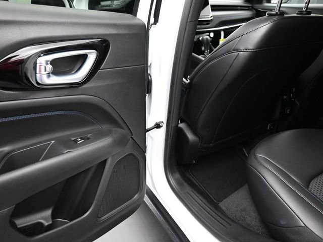 New 2026 Jeep Compass Latitude image 17