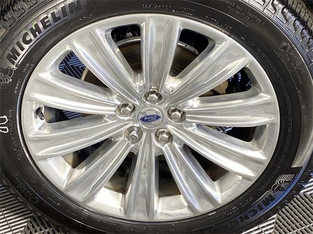 Used 2020 Ford Explorer Limited w/ Class III Trailer Tow Package image 27